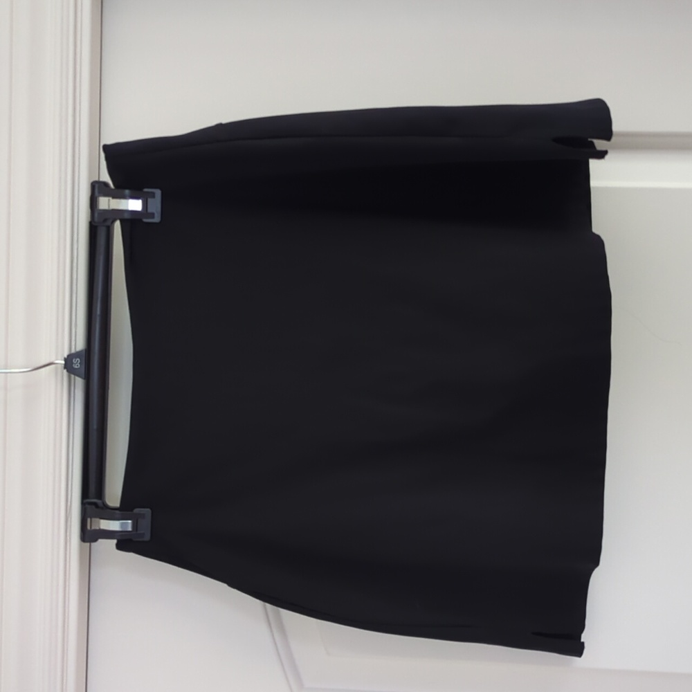 Girlfriend Collective Black Mini Sport Skort Size Large